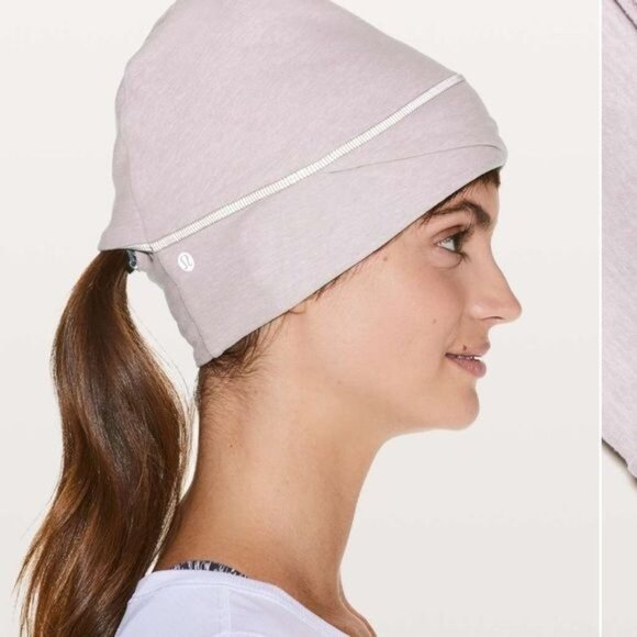 lululemon athletica Accessories - Lululemon Cross Chill Run Beanie Heathered Smoky Blush Running Hat